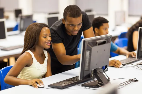 depositphotos_20131005-group-african-university-students-in-computer-room